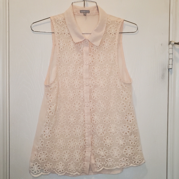 Charlotte Russe Tops - Charlotte Russe Sleeveless Lace Tunic Top sz Small